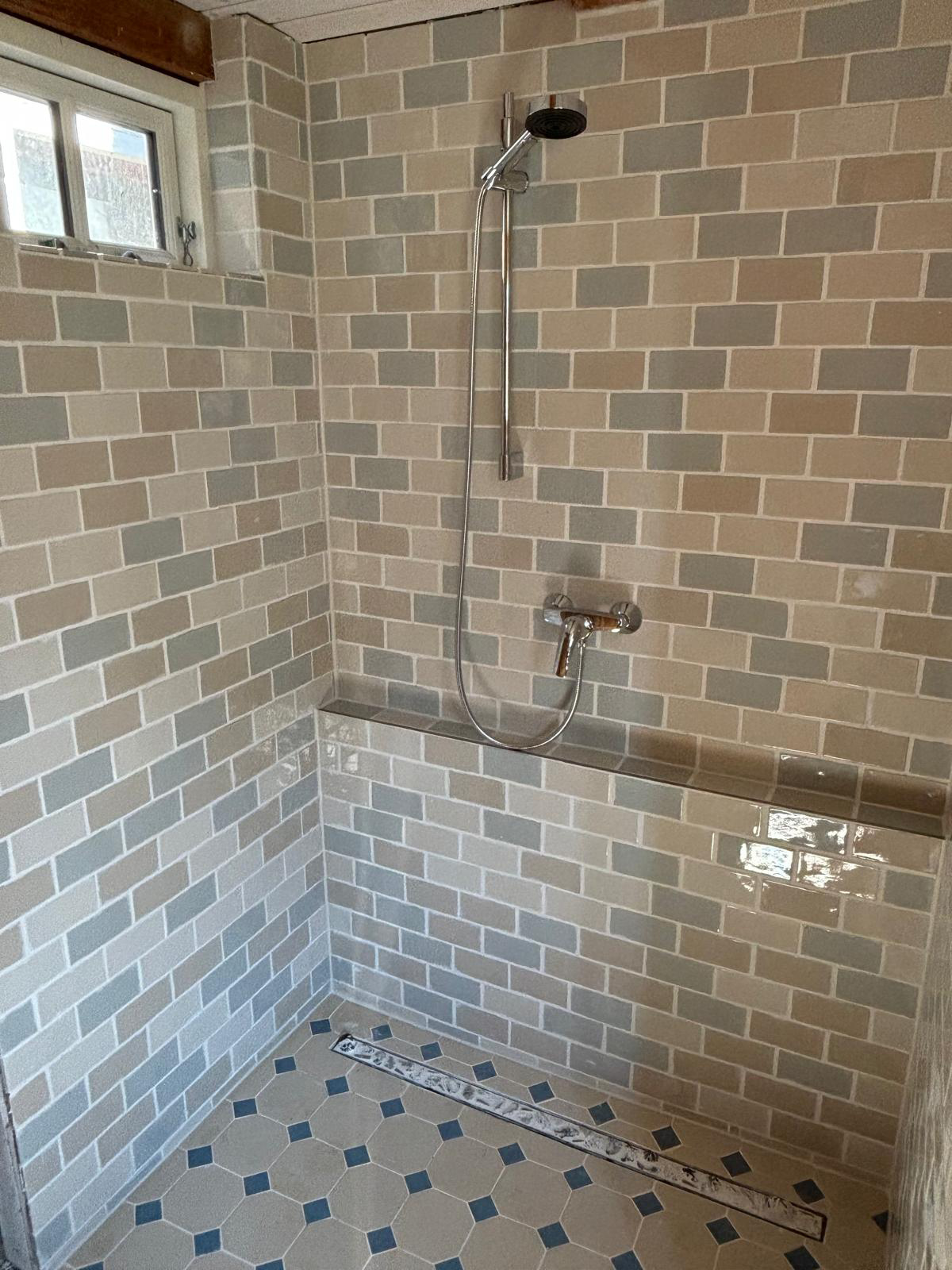 Moderne Dusche